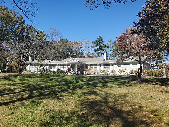 2nd image of 510 Buckhorn Tavern Rd