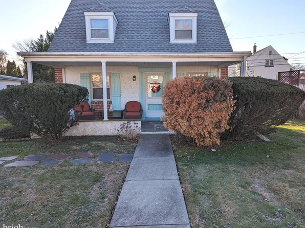 2430 Mole Rd, Secane, PA 19018