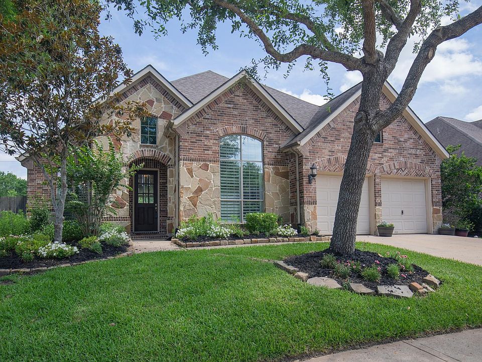1st image of 8207 Otter Creek Way