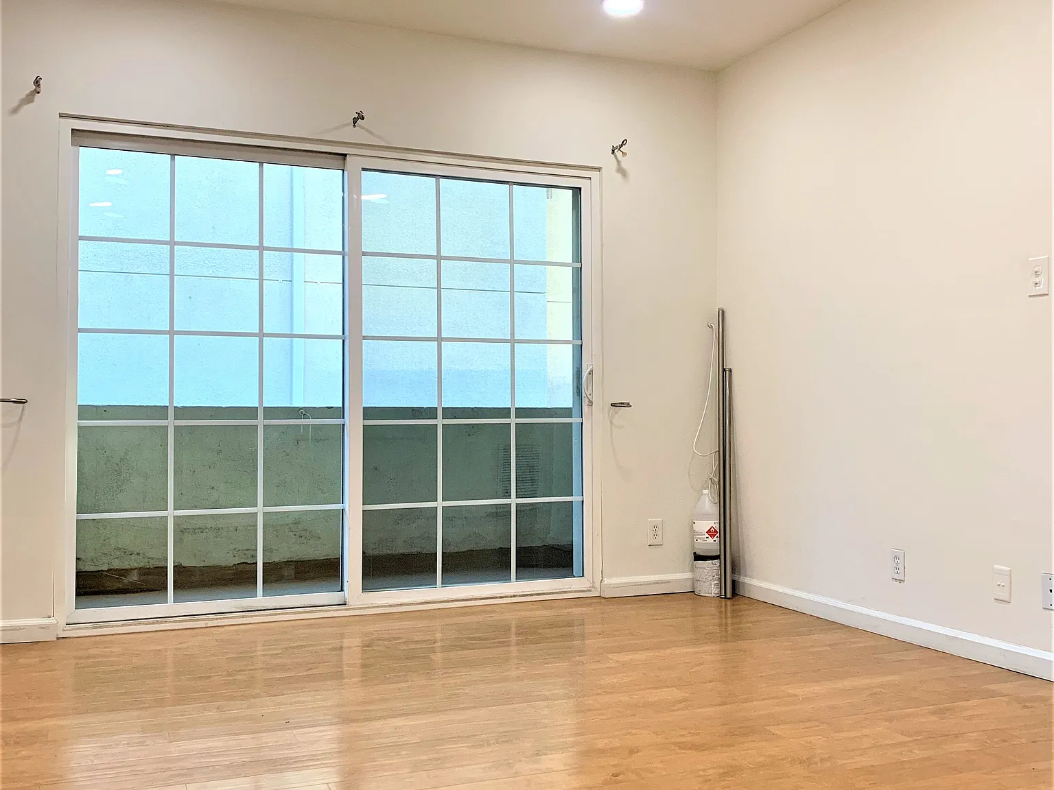 1 bed, 700 sqft, $2,000 — Photo 2