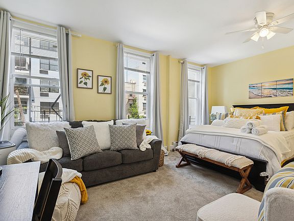4th image of 1121 Putnam Ave APT 2