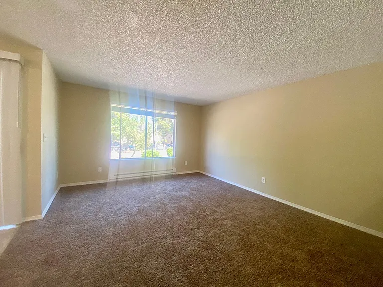 Lincoln Ave Apartments LLC — Photo 3