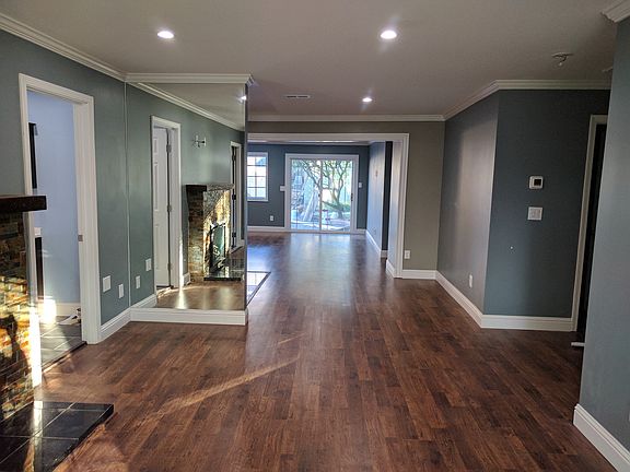 2nd image of 1264 Carlton Ave
