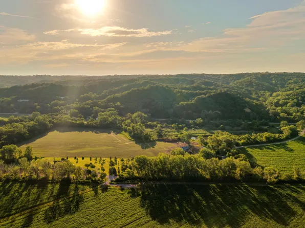 19112 Eastman Rd, Pacific Junction, IA 51561