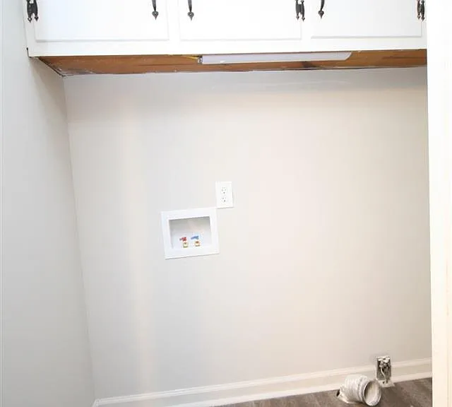 8848 Sims Rd — Photo 15