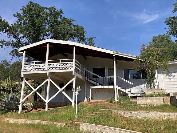 2nd image of 43669 Skyline Drive