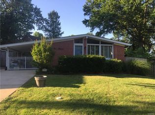 515 Par Ln, Saint Louis, MO