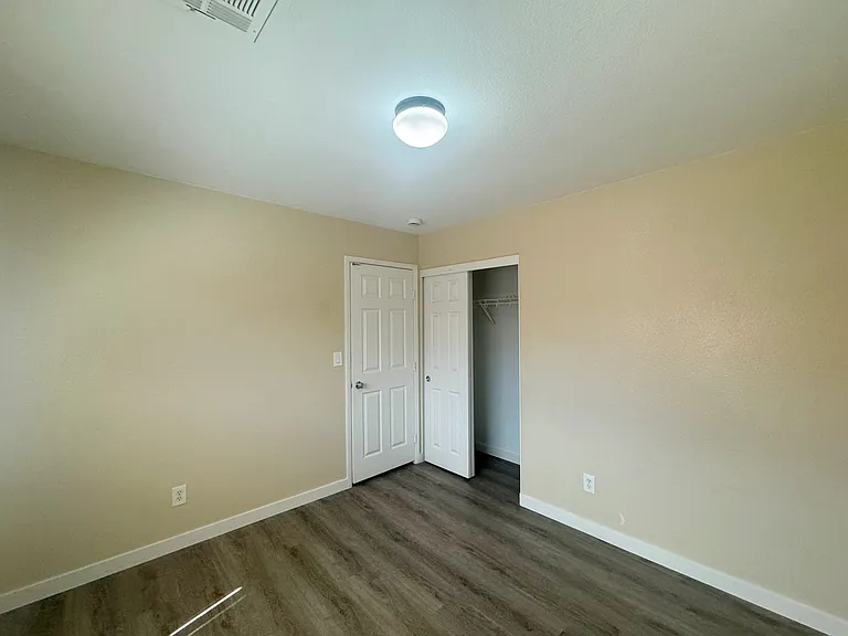 8305 Golden Amber St — Photo 27