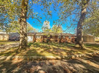 310 Kevin Rd, Prague, OK 74864