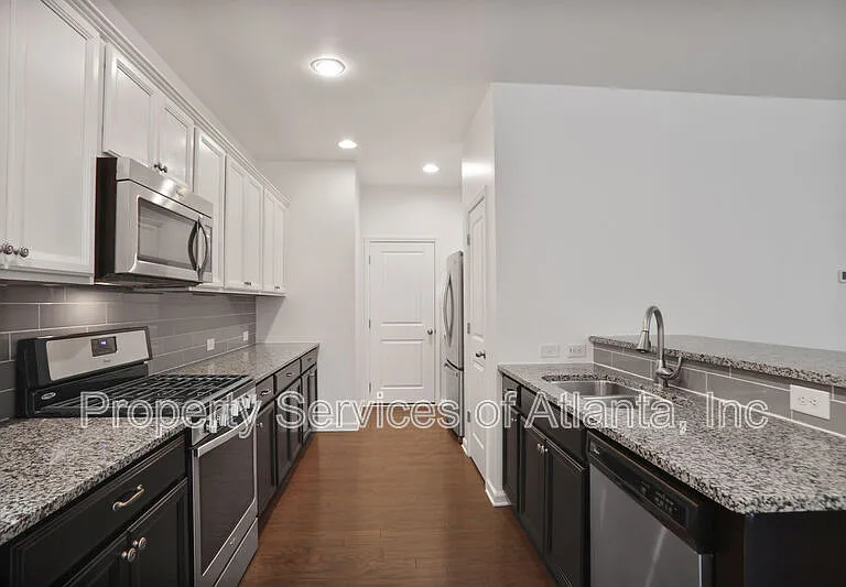 268 Stone Park Dr — Photo 9