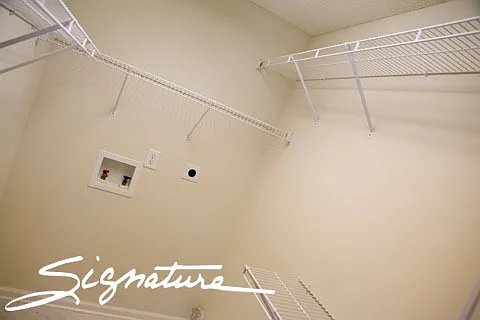 Walk-in Closet w/ W/D Connections