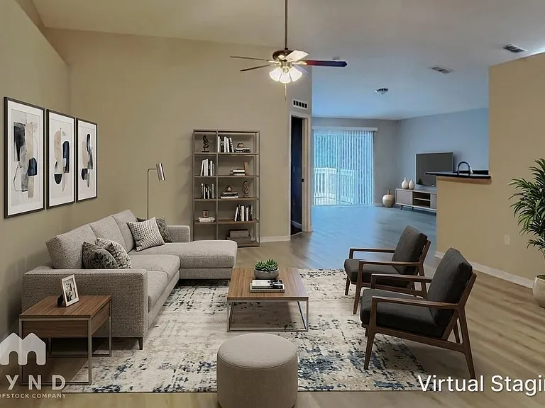 2073 Hayfield Way — Photo 3