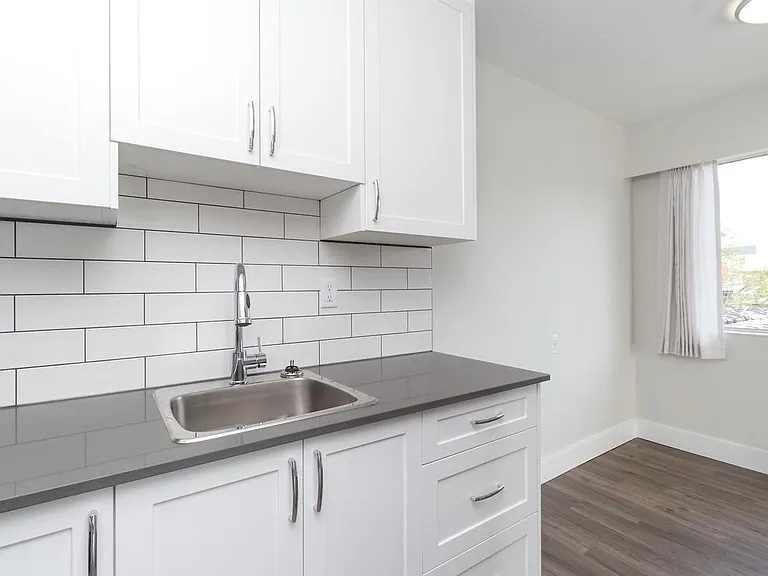 1928 Lee Ave #307 — Photo 18