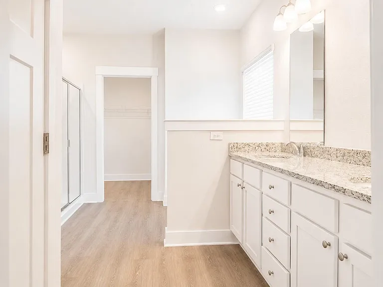 6242 Jenks Dr — Photo 12