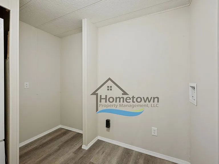 140 W Cosgrove Rd — Photo 7