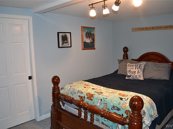3rd image of 325 N Ogden St