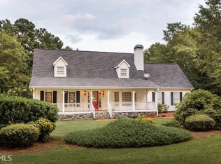 405 Hinton Rd, Social Circle, GA 30025