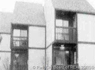 1st image of 140 Racquet Club Dr #140