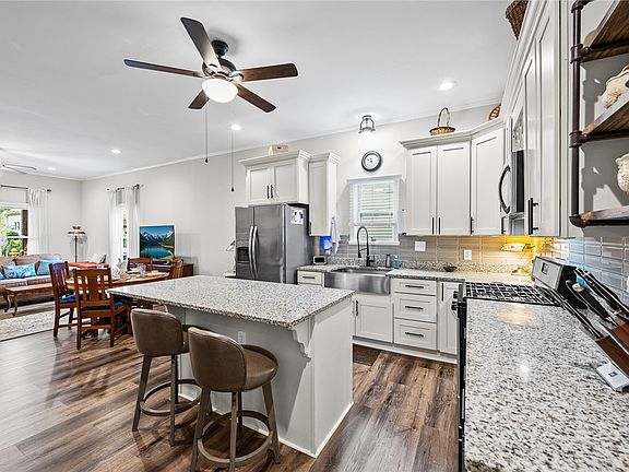 5th image of 22 Seyle St