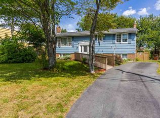 266 Gourok Ave, Dartmouth, NS B2X1K5