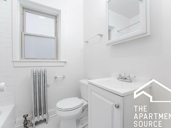 4th image of 4847 N Kimball Ave #J3