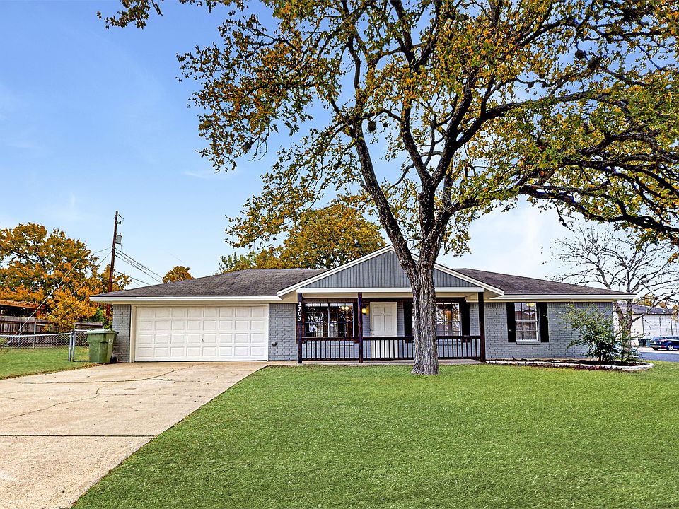 1st image of 3703 Forestwood Dr