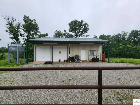10909 7th Hwy, Clinton, MO 64735