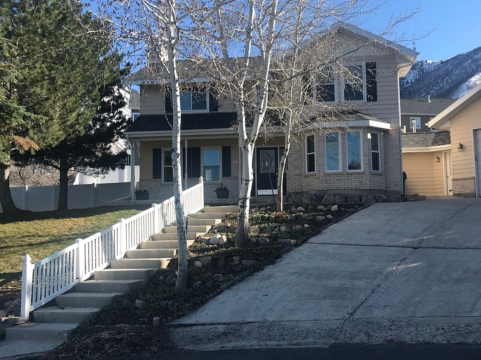 1st image of 2554 Oak Haven Cir
