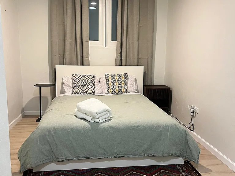 159 Calle Taft #4 — Photo 3