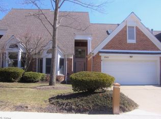 3563 Sparrow Pond Ln, Akron, OH