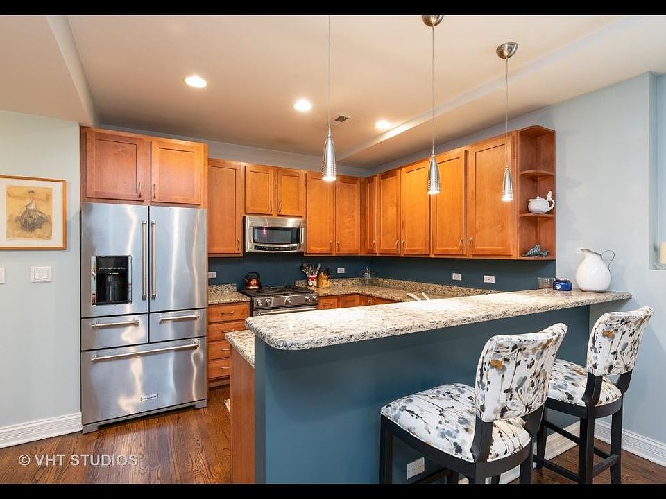 1st image of 6507 N Bosworth Ave APT G