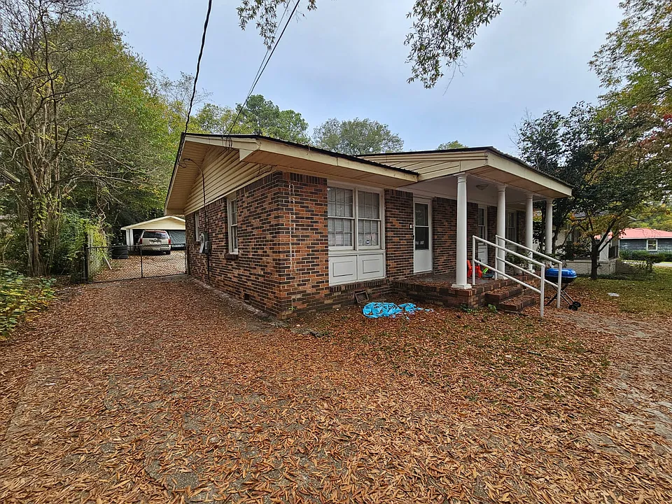 1224 26th Ave N