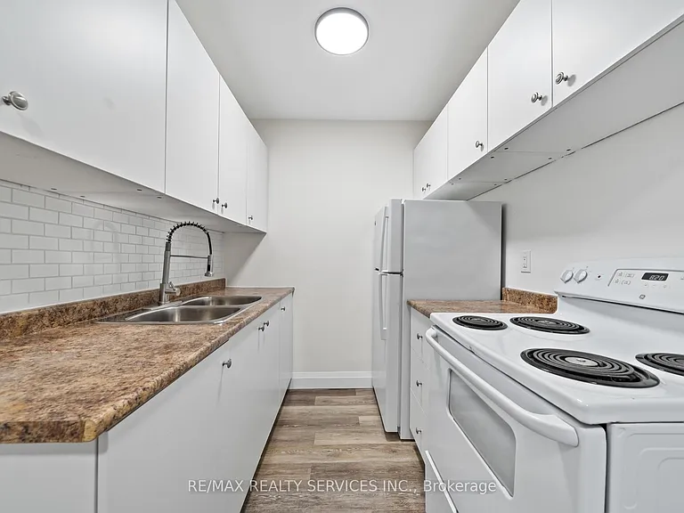 223 Jackson St W #1104 — Photo 12