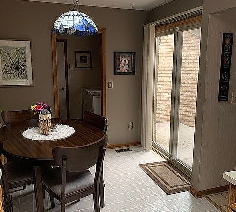 Breakfast nook