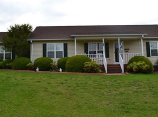 207 Keystone Ct, Wellford, SC 29385