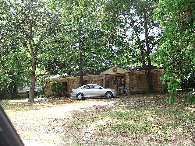 1st image of 2745 Essex St