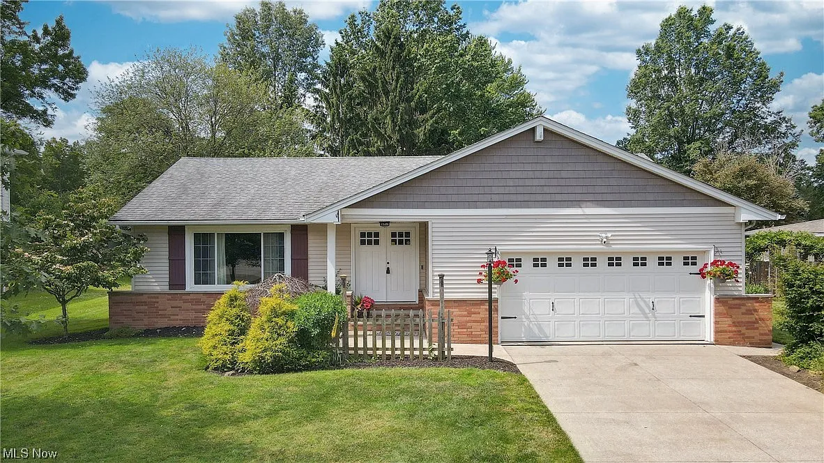 624 Jefferson Dr photo 1