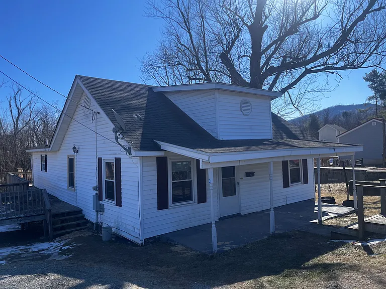 706 Ridge Ave — Photo 10