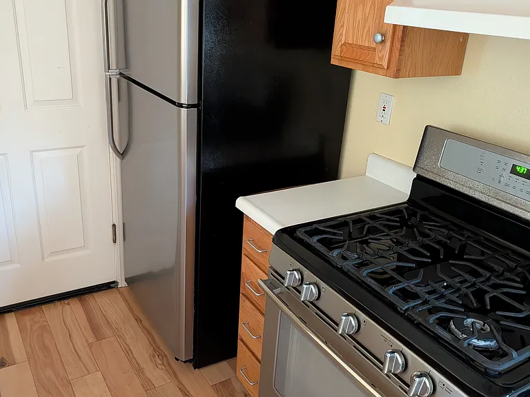 833 N San Antonio Rd — Photo 26