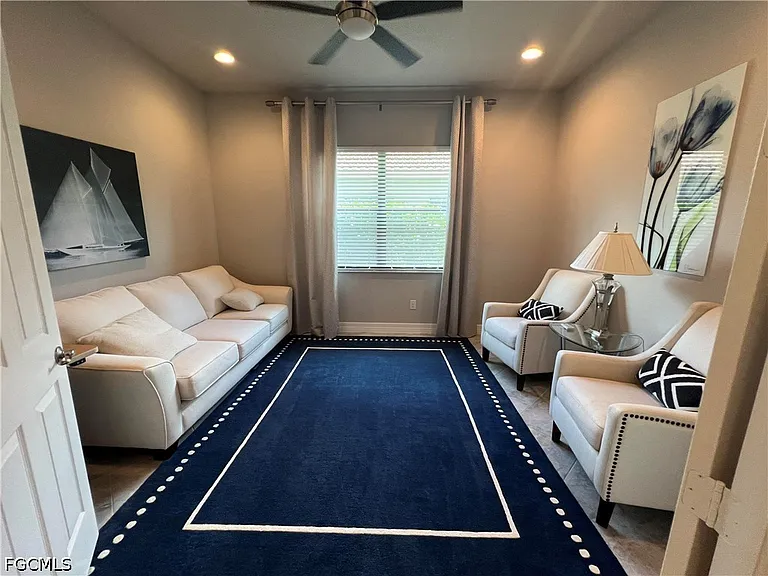 11624 Stonecreek Cir — Photo 18