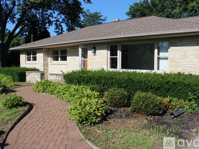 4380 N Calhoun Rd, Brookfield, WI, 53005