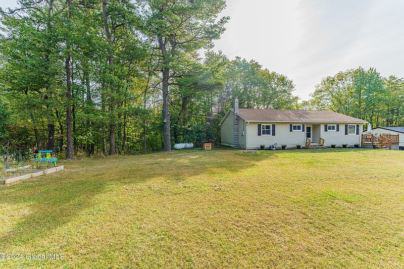 2nd image of 214 Blossom Hill Road