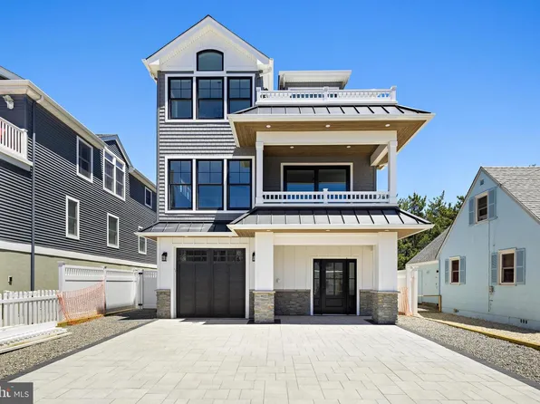 7 E 19th St, Long Beach Township, NJ 08008