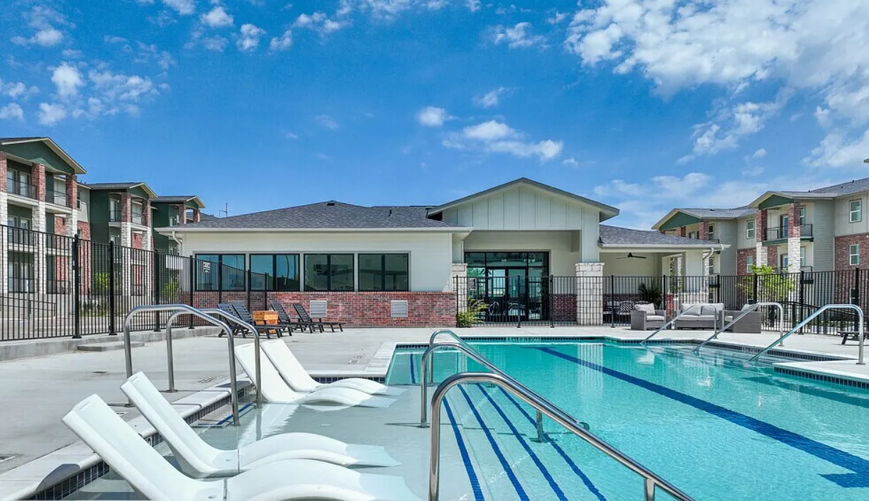 Alps Cleburne — Photo 4