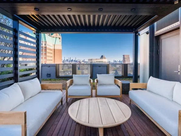 200 Montague Street image 13 of 31