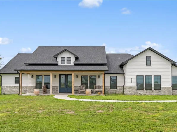 921 Santa Cruz Ln, Corpus Christi, TX 78415