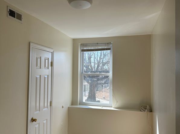 1247 S 13th St FLOOR 2