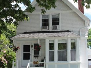 59 Depot St, Freeport, ME 04032