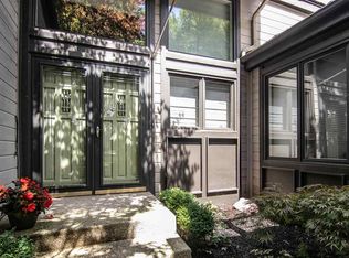 5348 Winding Creek Dr, Rockford, IL