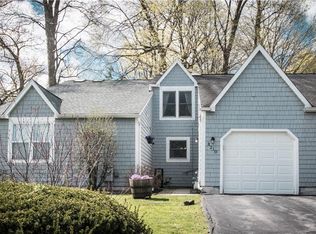 8210 Beehive Cir, Liverpool, NY 13090